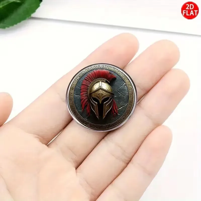 Vintage Roman Warrior Helmet Brooch – 2D Flat Design with Glass & Stainless Steel, Unique Lapel Pin for Suits, Jackets & Bags